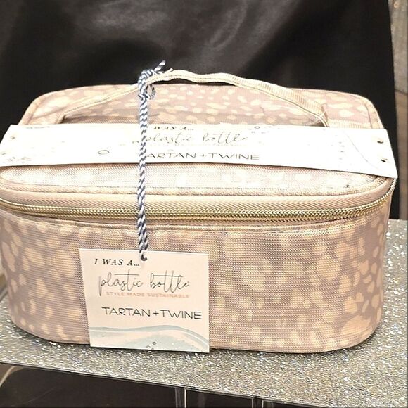 Tartan & Twine Leopord Beige Cosmetic Box - Picture 8 of 9